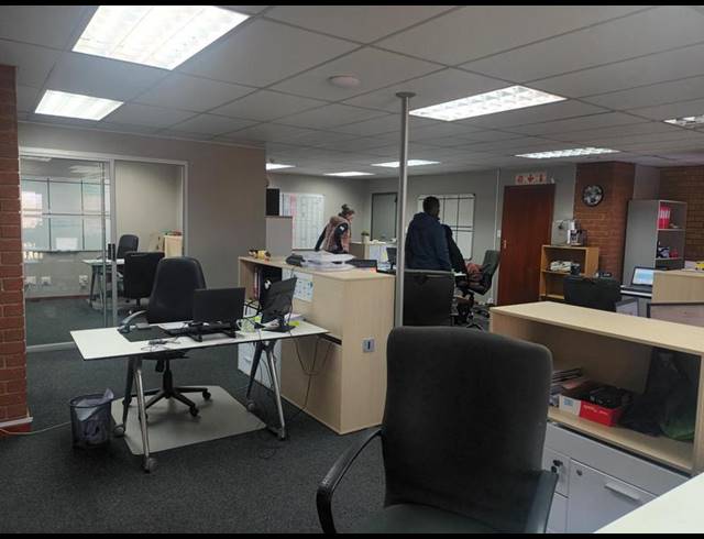 BUSINESS PROPERTY TO RENT IN ROUTE 21 BUSINESS PARK